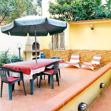 Appartement Casa Tiziana à Naples Extérieur photo