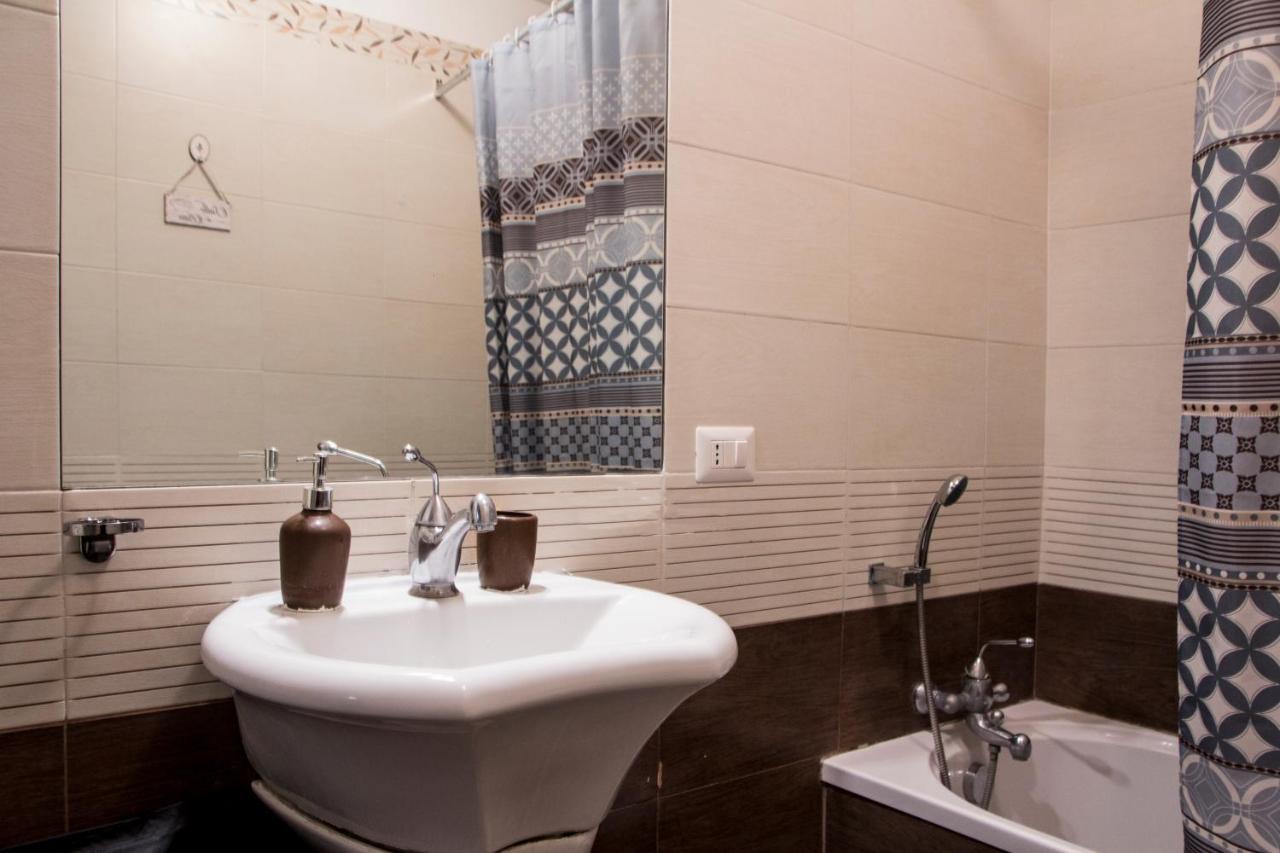 Appartement Casa Tiziana à Naples Extérieur photo
